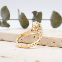 Load image into Gallery viewer, Lucce Azalea Luxe Oval Diamond