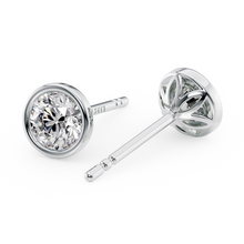 Load image into Gallery viewer, Lucce Carla 6-Prong Earrings Round Diamond