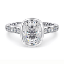 Load image into Gallery viewer, LUCCE CARLA™ Pavé Cushion Diamond