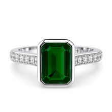 Load image into Gallery viewer, LUCCE CARLISLE™ Pavé Emerald Gemstone