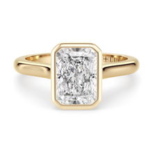 Load image into Gallery viewer, Lucce Carla Radiant Diamond
