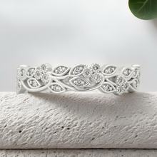 Load image into Gallery viewer, Lucce Christine Band Diamond