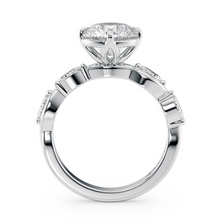 Load image into Gallery viewer, Lucce Constance Round Diamond