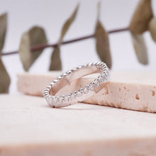 Load image into Gallery viewer, Lucce Bianca 0.64CTW SUPERNOVA Moissanite 14K White Gold