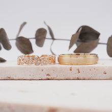 Load image into Gallery viewer, Christine Band Moissanite