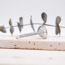 Load image into Gallery viewer, Lucce Azalea Luxe Round Diamond
