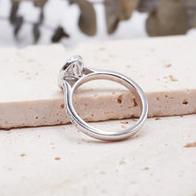 Load image into Gallery viewer, Lucce Carla Channel Oval Diamond