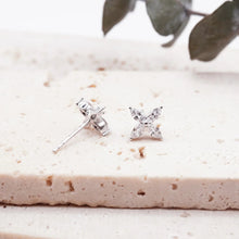 Load image into Gallery viewer, Constance Ole Earrings Moissanite