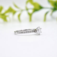 Load image into Gallery viewer, Lucce Miriam Pavé Round Moissanite