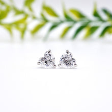 Load image into Gallery viewer, Jasmine Earrings Heart Moissanite