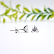 Load image into Gallery viewer, Jasmine Earrings Heart Moissanite