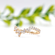 Load image into Gallery viewer, Lucce Catherine Band Diamond