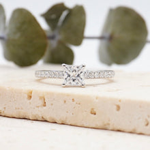 Load image into Gallery viewer, Lucce Firenze Pavé Princess Diamond