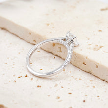 Load image into Gallery viewer, Lucce Firenze Pavé Princess Diamond