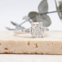 Load image into Gallery viewer, Lucce Sophia Luxe Radiant Diamond