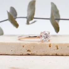 Load image into Gallery viewer, Round Lab or Natural Diamond Halo gold or platinum engagement ring with halo Manila Philippines