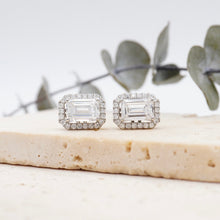 Load image into Gallery viewer, Montevalle Earrings Emerald Moissanite