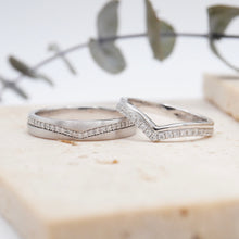 Load image into Gallery viewer, Lucce Lira Diamond