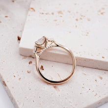 Load image into Gallery viewer, Lucce Sophia Round Diamond