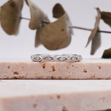 Load image into Gallery viewer, Hera Moissanite