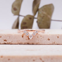 Load image into Gallery viewer, Rea Moissanite