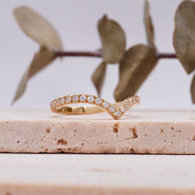 Load image into Gallery viewer, Leia Pavé Moissanite