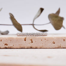 Load image into Gallery viewer, Maria Band Moissanite