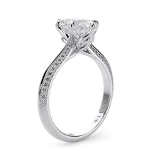 Load image into Gallery viewer, LUCCE ECUADORIAN™ Pavé Pear Diamond