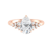 Load image into Gallery viewer, Lucce Ellia Pear Moissanite