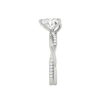 Load image into Gallery viewer, Lucce Fiore Heart Moissanite