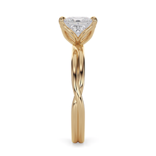 Load image into Gallery viewer, Lucce Fiore Solitaire Princess Diamond