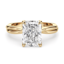 Load image into Gallery viewer, Lucce Fiore Solitaire Radiant Diamond
