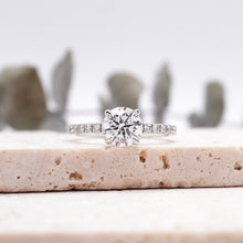 Load image into Gallery viewer, Lucce Lucia Pavé 4-Prong Round Moissanite