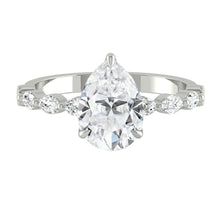 Load image into Gallery viewer, Lucce Paula Pear Moissanite