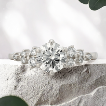 Load image into Gallery viewer, Lucce Ellia Round Diamond