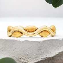 Load image into Gallery viewer, Lucce Constance Infino 5mm 14K Yellow Gold