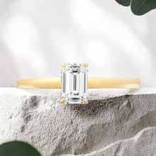 Load image into Gallery viewer, Lucce Verona Emerald Diamond