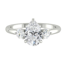 Load image into Gallery viewer, Lucce Siena Pear Moissanite