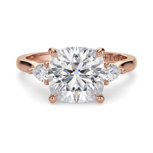 Load image into Gallery viewer, Lucce Sophia Cushion Diamond