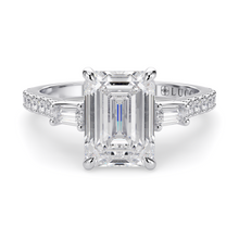 Load image into Gallery viewer, Lucce Sophia Pavé Emerald Moissanite