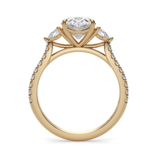 Load image into Gallery viewer, Lucce Sophia Pavé Oval Diamond