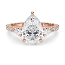 Load image into Gallery viewer, Lucce Sophia Pavé Pear Diamond