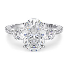 Load image into Gallery viewer, Lucce Sophia Siena Oval Diamond
