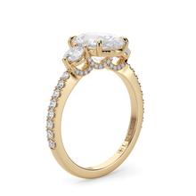 Load image into Gallery viewer, Lucce Sophia Siena Oval Diamond