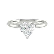 Load image into Gallery viewer, Lucce Lucia Heart Moissanite