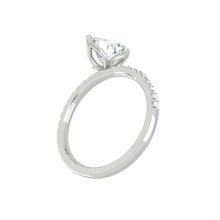 Load image into Gallery viewer, Lucce Lucia Pavé Heart Moissanite