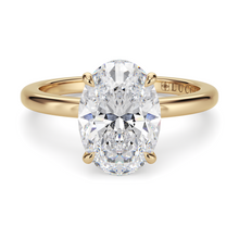 Load image into Gallery viewer, Lucce Verona Oval Diamond
