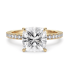 Load image into Gallery viewer, Lucce Verona Pavé Cushion Diamond