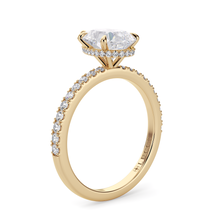 Load image into Gallery viewer, Lucce Verona Pavé Pear Diamond