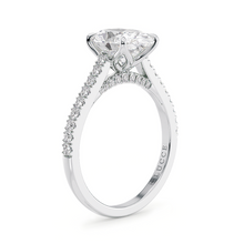 Load image into Gallery viewer, LUCCE AZALEA™ Pavé 4-Prong Oval Diamond